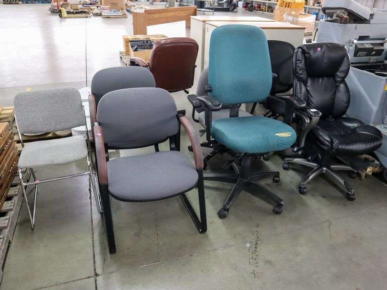 (4) Office Chairs and (3) Side Chairs Roller Auctions