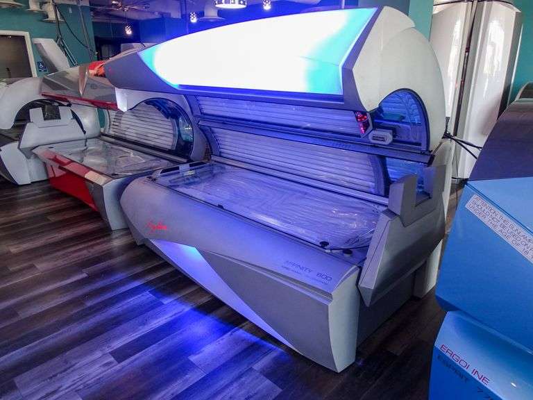 Ergoline Affinity 800 Turbo Power Tanning Bed, Temptronic Roller Auctions