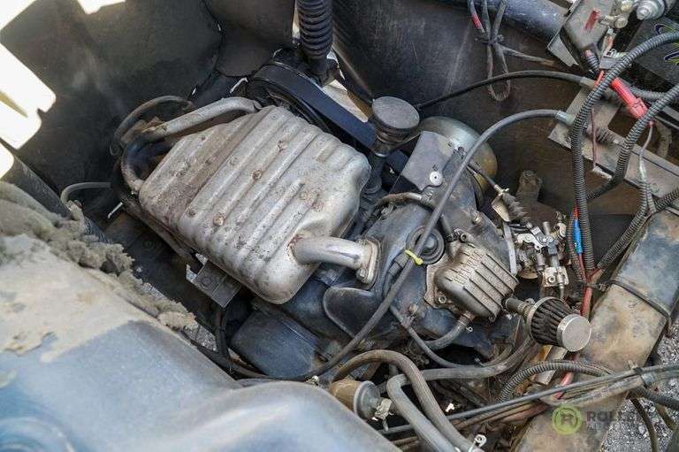 1989 Yamaha G2 Golf Cart, Gas, Custom Lift, 26 x 12.00-12 Super