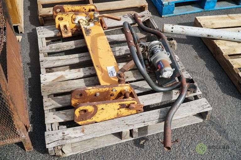 Case 1845C Quick Attach Bucket and Warn 2500Lb Winch Roller Auctions