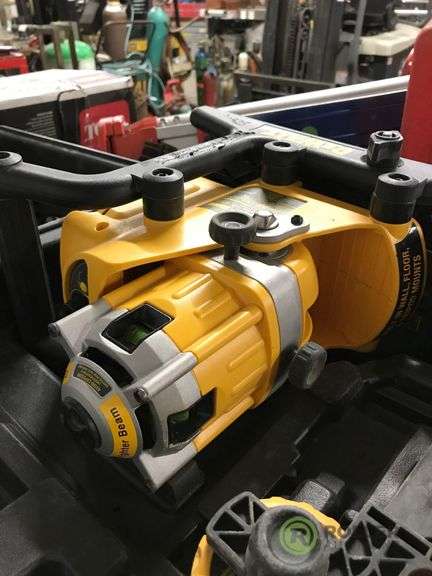 DeWalt DW073 Cordless Rotary Laser - Roller Auctions