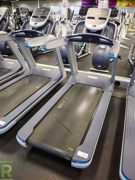 Precor TRM Treadmill - Roller Auctions
