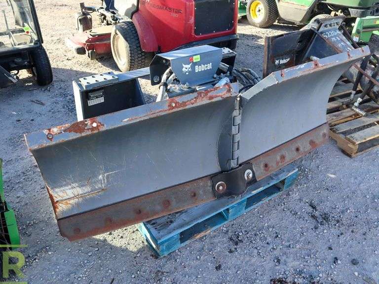 Bobcat 72" VBlade Plow Attachment To Fit Skid Steer Loader Roller