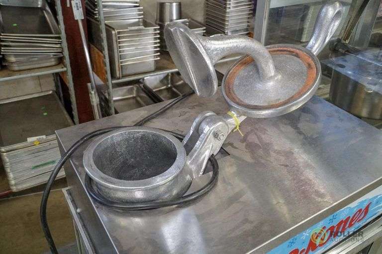 Gold Medal Ice Shaver Snow Cone Machine Roller Auction