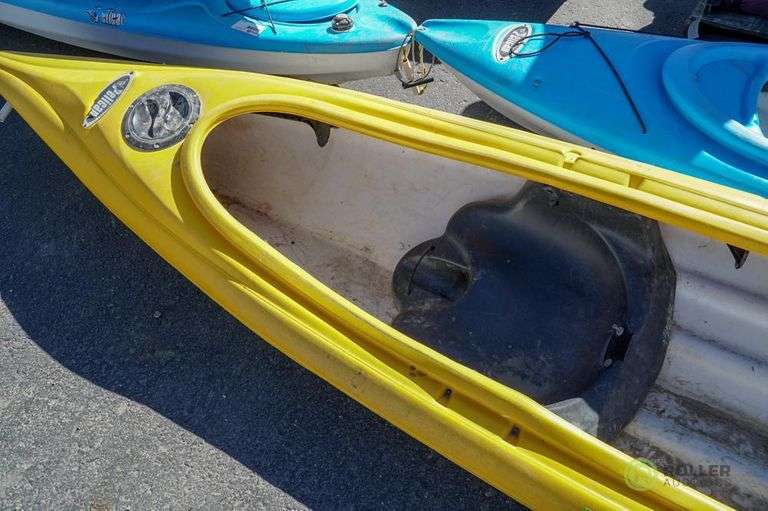 Pelican RamX Kayak Roller Auctions