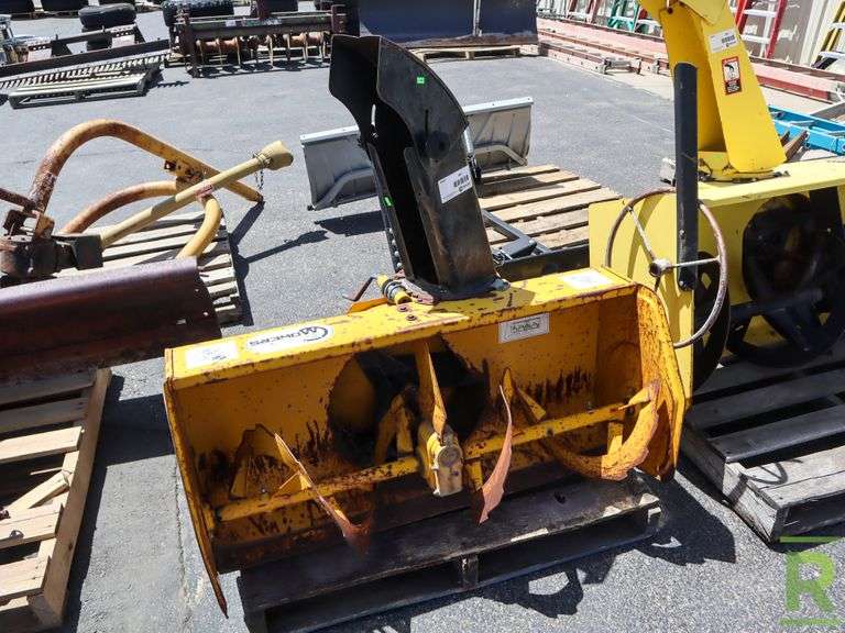 Walker Mowers 6670 42" Snowblower Attachment Roller Auctions