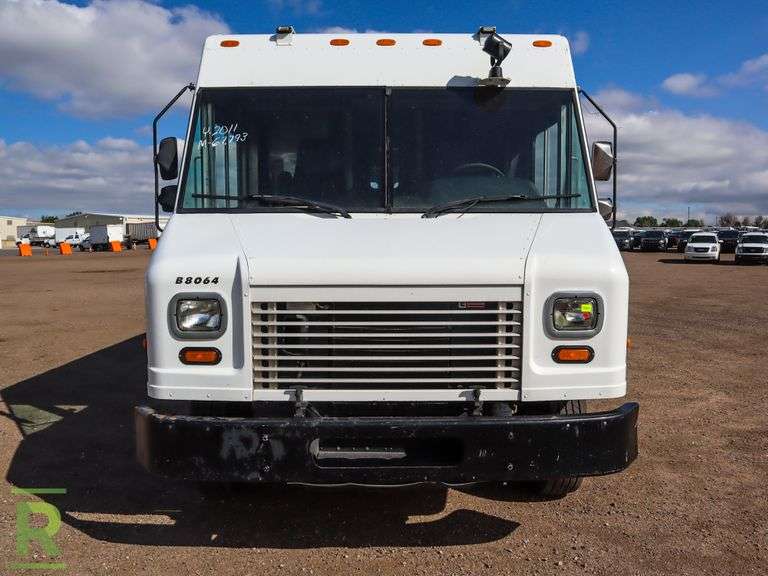 2011 Freightliner Utilimaster RWD Step Van - Roller Auctions