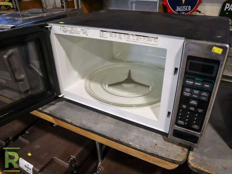 Whirlpool Gold GT1196SHS1 Microwave Roller Auctions