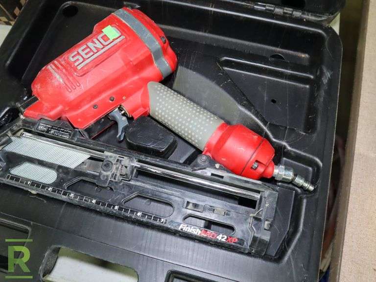 Senco Finish Pro 42XP Pneumatic Nail Gun Roller Auctions