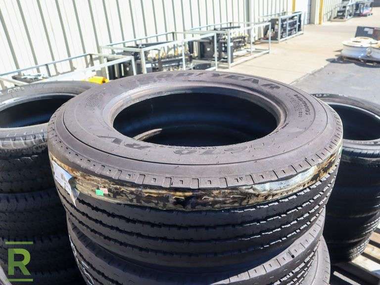 (4) 2017 Goodyear G670 RV 245/70R19.5 Tires Roller Auctions