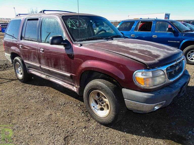 2001 Ford Explorer XLT 4WD - Roller Auctions