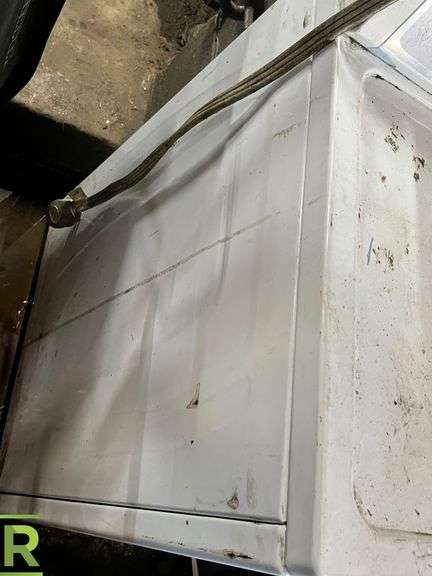 Whirlpool WED4900XW0 Dryer - Roller Auctions