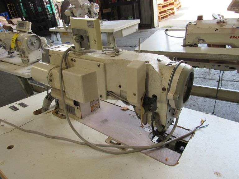 SEWING MACHINE, PFAFF MDL 1146/01900/93, FULL FUNCTION HIGH SPEED DIRECT DRIVE ZIGZAG MACHINE