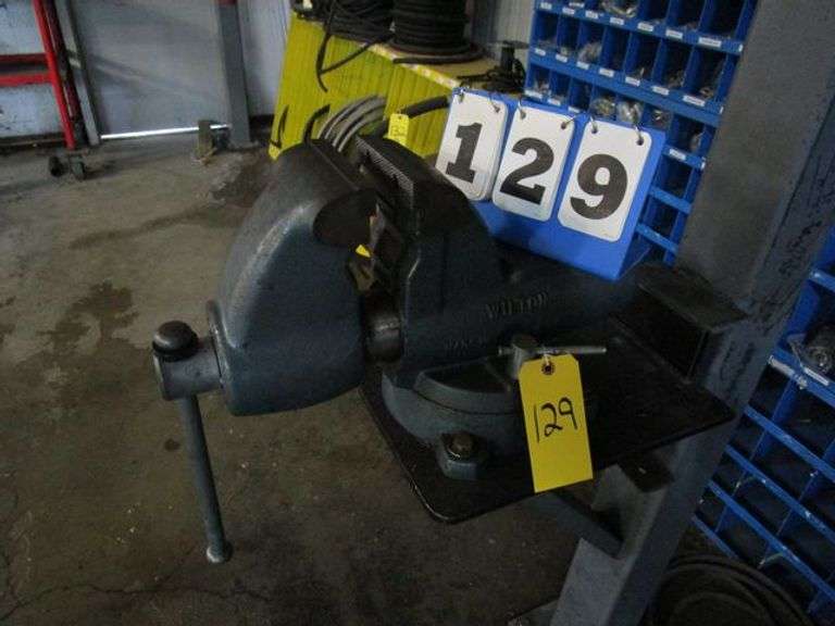 HEAVY DUTY WILTON C2 5" BENCH VISE (BOLTED TO POLE)_ Rosen Systems