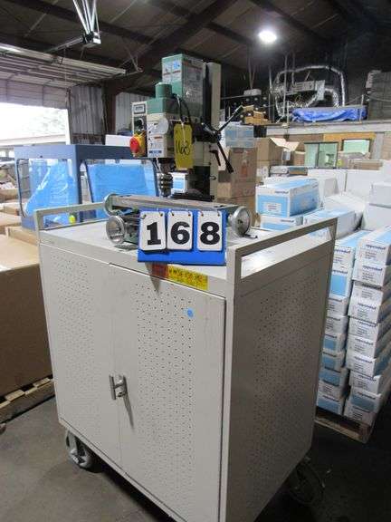 GRIZZLY MILL, MODEL NO. G0781, 3/4 HP, WITH PORTABLE CART/CABINET AND