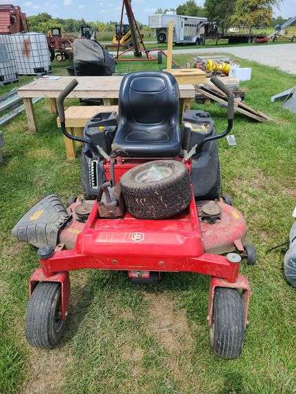 Craftsman Zero turn lawn mower, Z6600, runs, mows, 1 owner - Schmid Auction