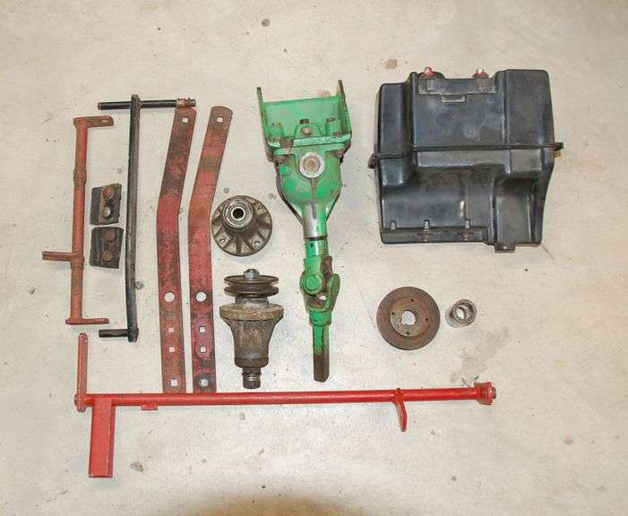 Group of Wheel Horse parts including deck Schneider Auctioneers LLC
