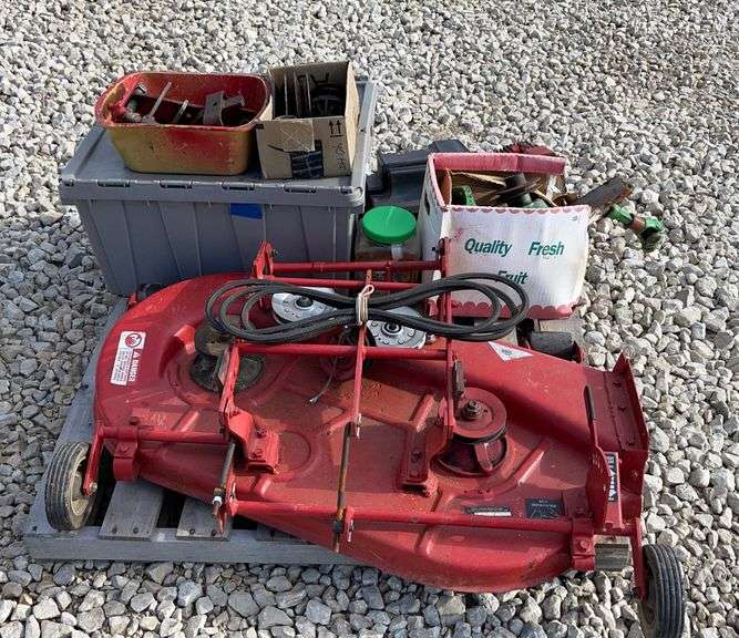 Group of Wheel Horse parts including deck Schneider Auctioneers LLC