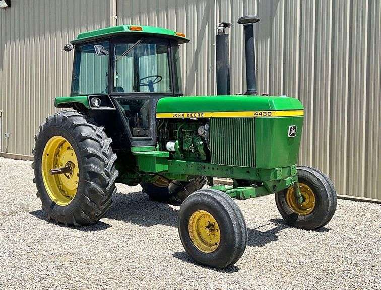 1973 John Deere 4430 tractor Schneider Auctioneers LLC