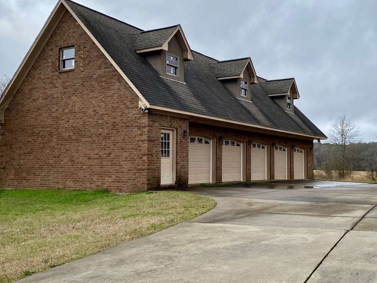 Seven Hills Auctions, LLC