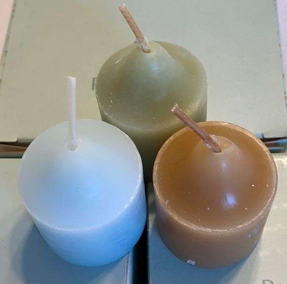 17 PartyLite Votives, 6 Carmel Pear Brûlée, 5 Wild Fern, 5 Spring Water