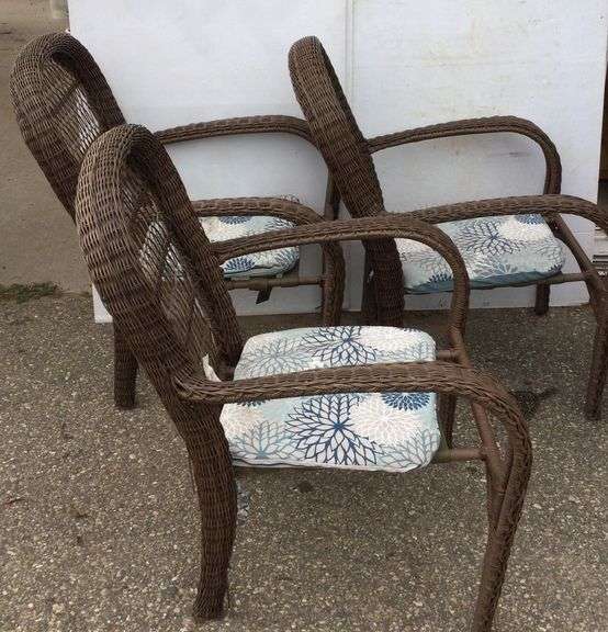 3 Stackable Wicker Chairs with Pads Sherwood Auctions