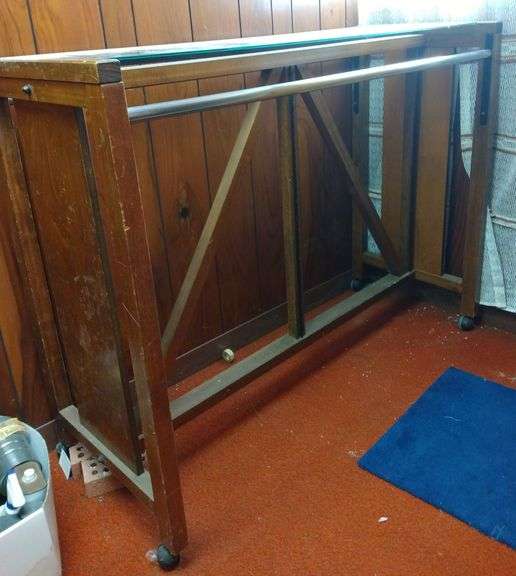 Portable Wardrobe Closet Sherwood Auctions