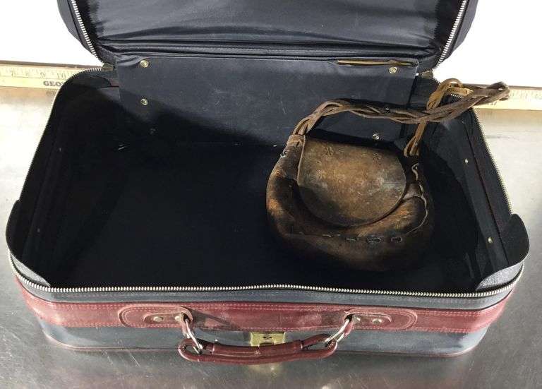 Suitcase Sherwood Auctions