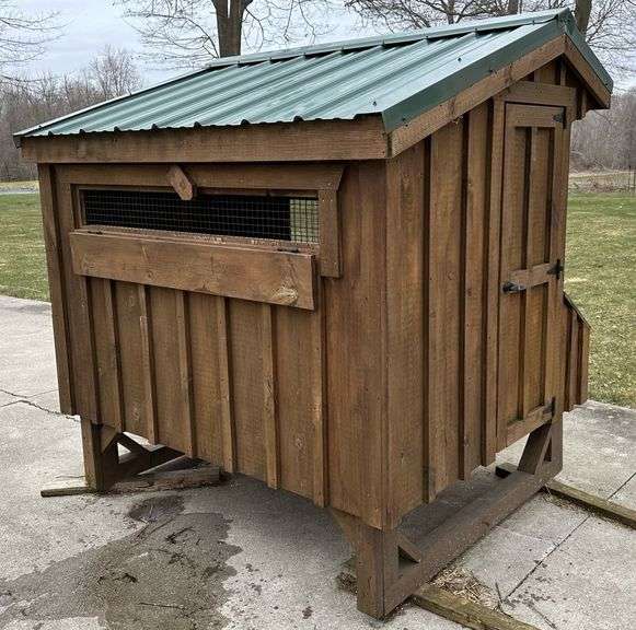 The Hen House Amish Built 4 X 6 Quaker 6 Nesting Box Chicken Coop