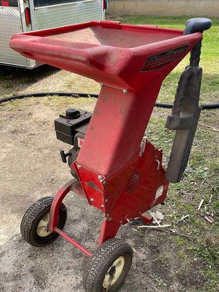Troy-Bilt 6 HP Junior Tomahawk Wood Chipper w/ Tecumseh Engine- works