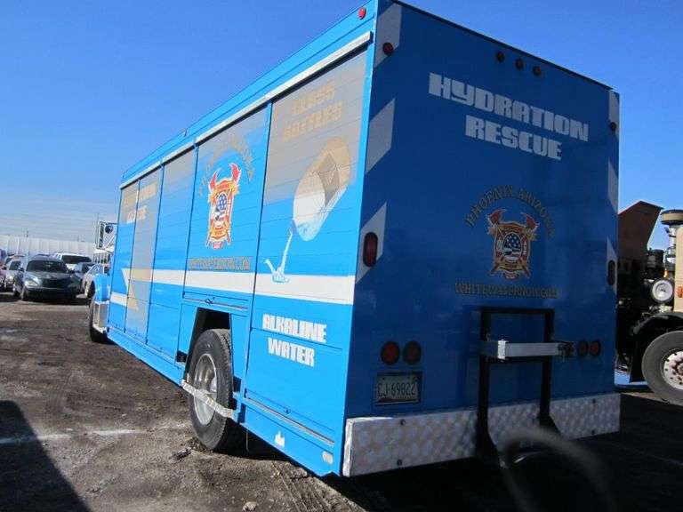 1997 International 4900 Beverage Truck Service Truck Sierra Auction