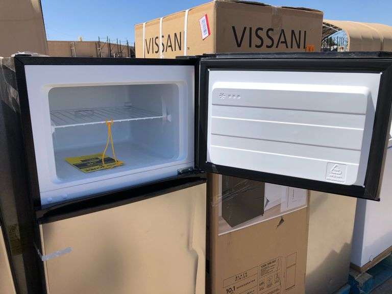 Vissani Refrigerator (MDFF7SS) Sierra Auction Management Inc