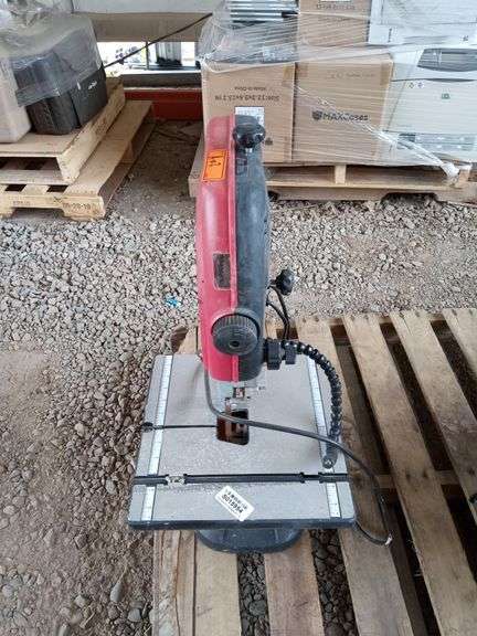Skil 3386 Band Saw - Sierra Auction Management Inc