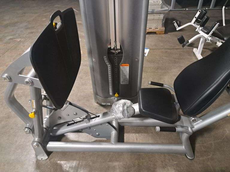Paramount Leg Press Weight Machine Sierra Auction Management Inc