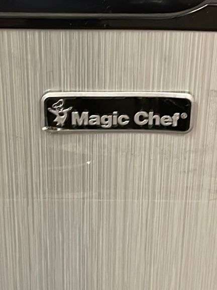 Magic Chef Mini Fridge Model: HMR330SE - Sierra Auction Management Inc