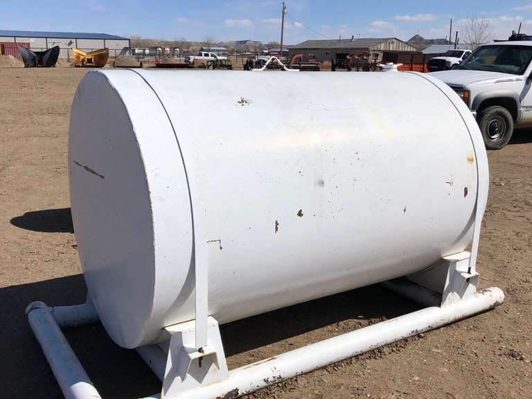 Used Oil Tank on Skids Smith Sales Co. Auctioneers