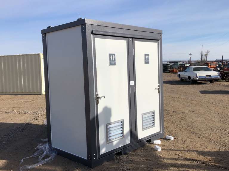 Bastone Mobile Toilet Smith Sales Co. Auctioneers