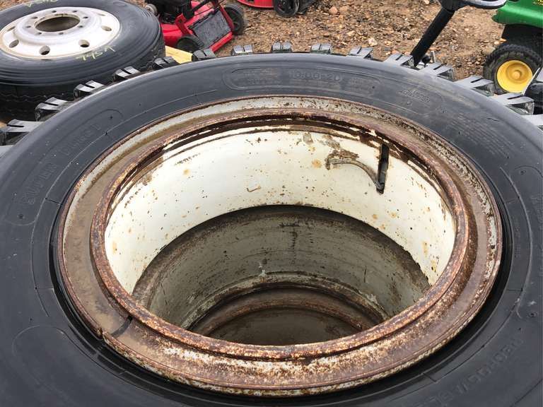 Dayton wheels & Tires Smith Sales Co. Auctioneers