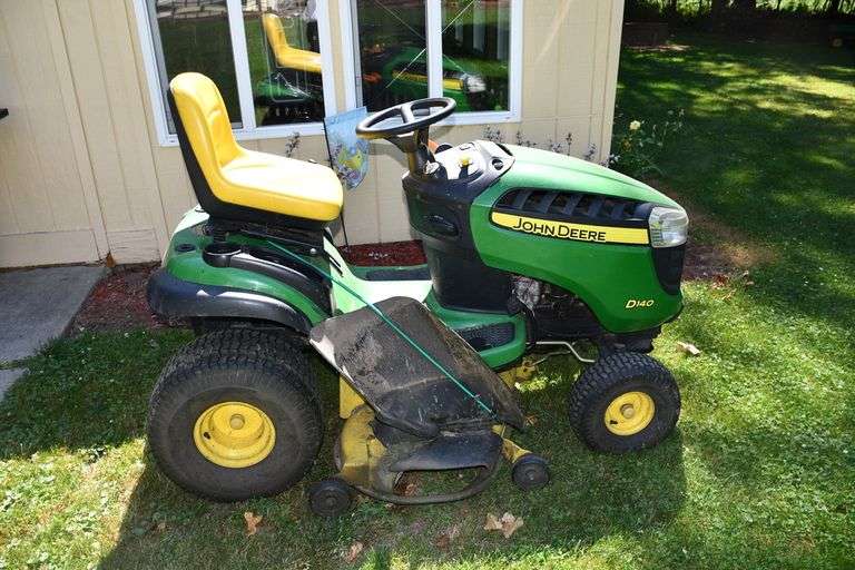 Stanton's Auctioneers & Realtors