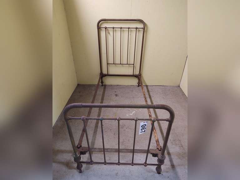 Vintage brass single bed frame. Cast iron rails South Auction