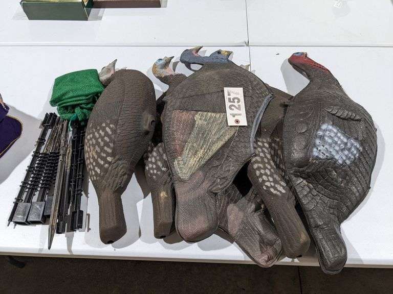 Lot of 6 turkey decoys South Auction
