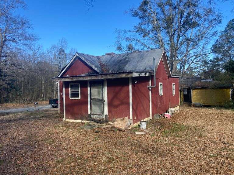139 Akin Street Barnesville, GA South Auction