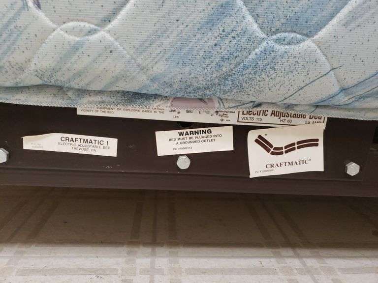 Craftmatic Adjustable Bed. Queen Size. Works Trice Auctions