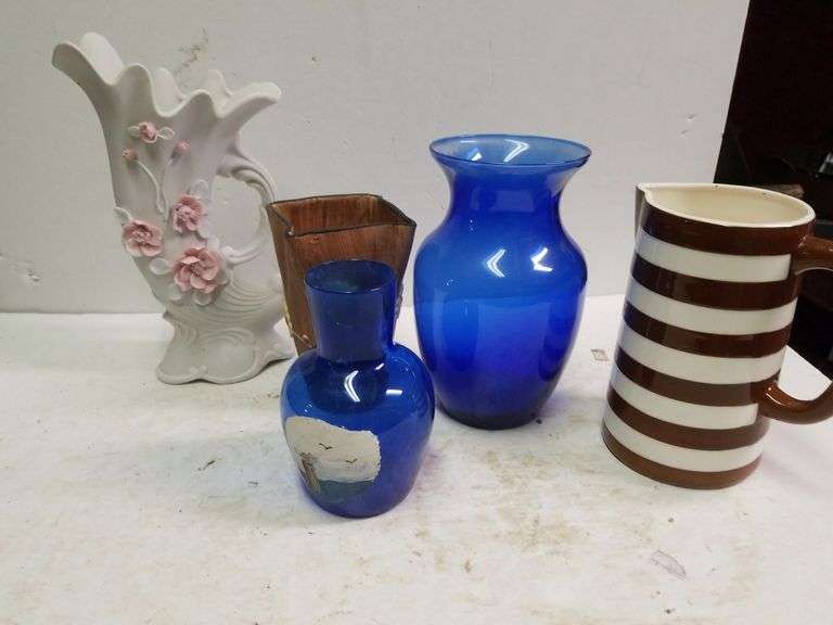 Assorted Flower Vases Trice Auctions