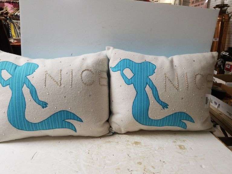 Mermaid Nice Accent Pillows Trice Auctions