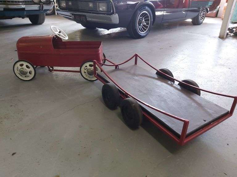 Cyclops Pedal Car & Trailer Tullochs Auctions