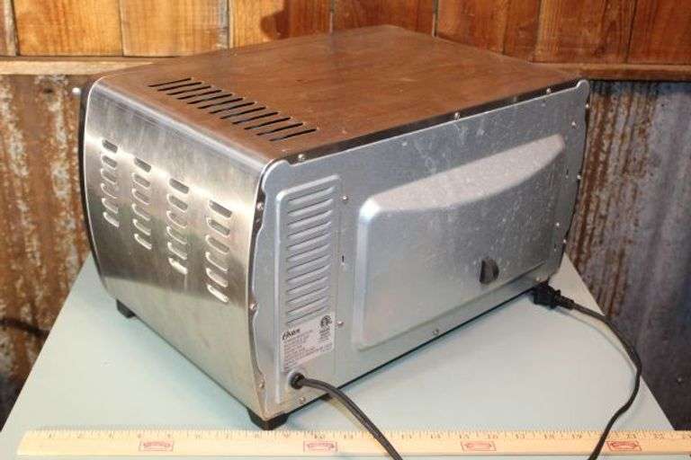 Oster model TSSTTVCG03 toaster oven in used condition CASH ONLY