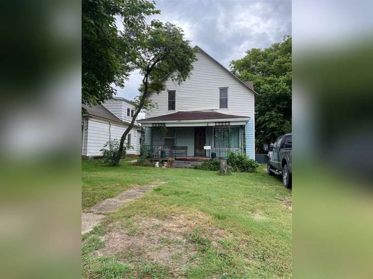 4 Bedroom Home, Wellington, Ks J.P. Weigand & Sons, Inc. Auction