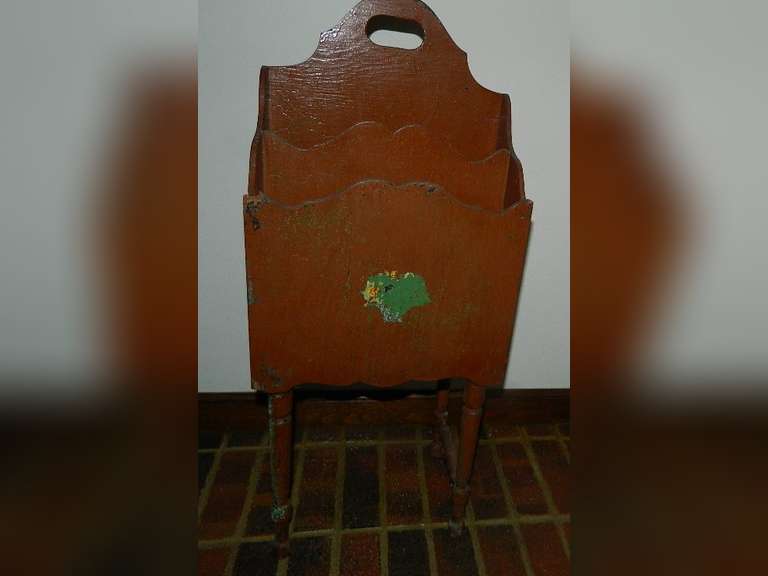 Magazine Holder Wolfe Auction & Realty, LLC