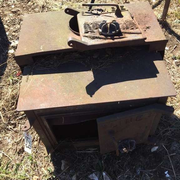 Timberline stove Wolfe Auction & Realty, LLC